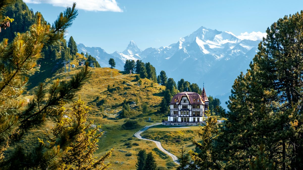 Schweizer Hotellerie zählte im Juni mehr Gäste
