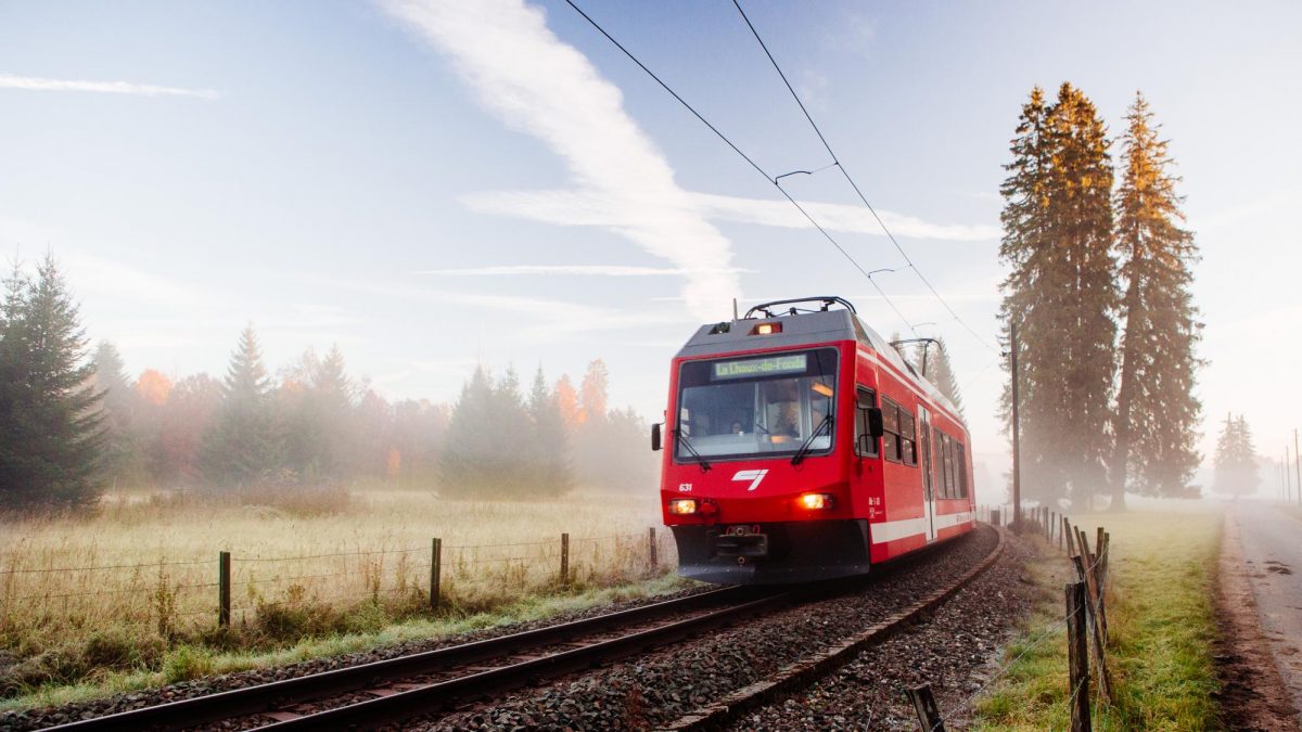 Die Wirtschaft aller Schweizer Kantone ist im Jahr 2022 gewachsen Die Unterschiede waren aber recht deutlich: Am stärksten hat sich das Bruttoinlandprodukt in den Kantonen Jura und Neuenburg entwickelt, am Schluss lag der Kanton Waadt – lediglich im Mittelfeld der Kanton Zürich.