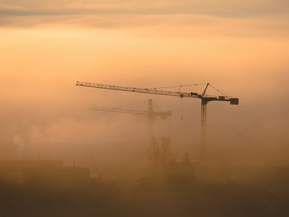 Die Stimmung bei den KMU in der Schweiz bleibt getrübt Kleine und mittlere Unternehmen auch im September klar unter Wachstumsschwelle: Der entsprechende Einkaufsmanagerindex KMU PMI sank im letzten Monat sogar tiefer in den Kontraktionsbereich.