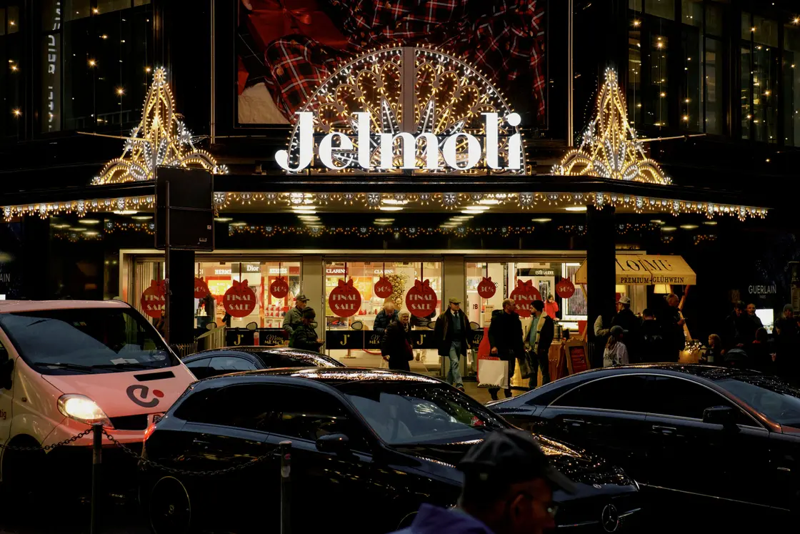 Die Hälfte der Mitarbeitenden ist schon weg – Szenen vom letzten Weihnachtsverkauf bei Jelmoli