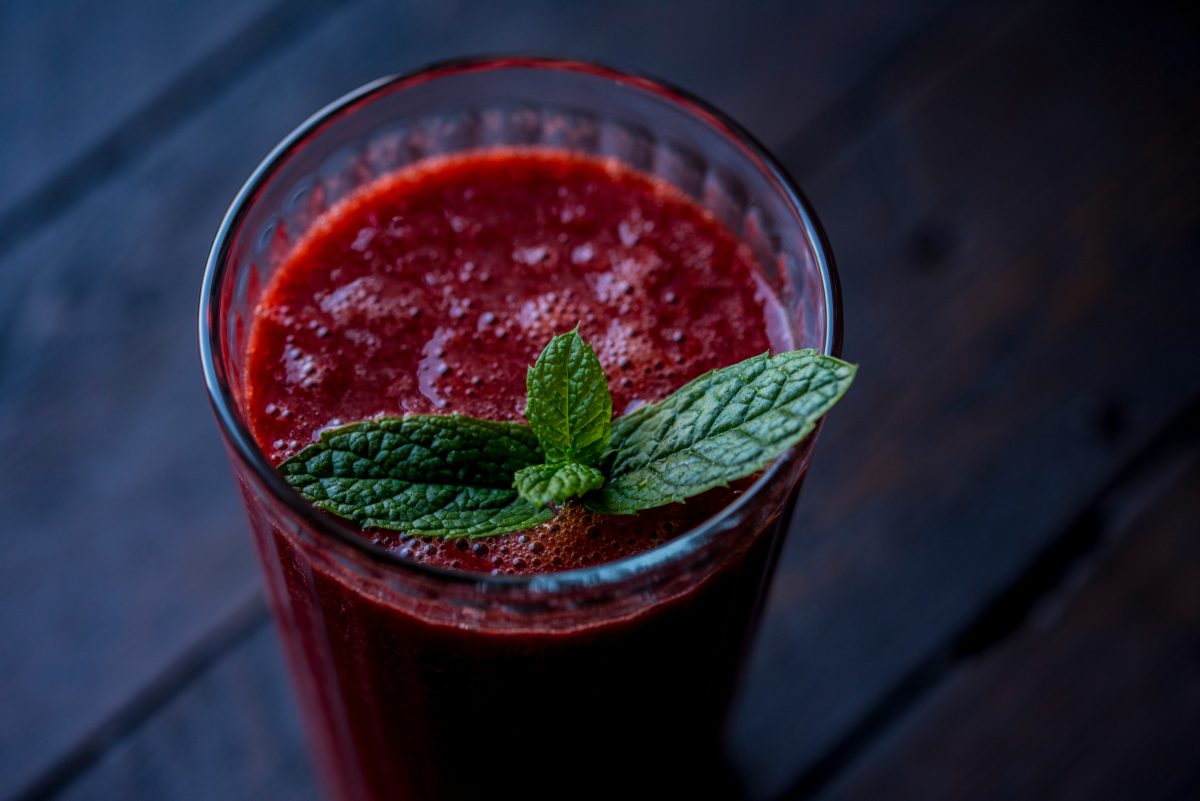 Weshalb Tomatensaft im Flugzeug so gut schmeckt – und der mitgebrachte Ferienwein zu Hause so schlecht